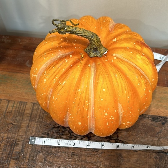 Pumpkin decor - Picture 6 of 7